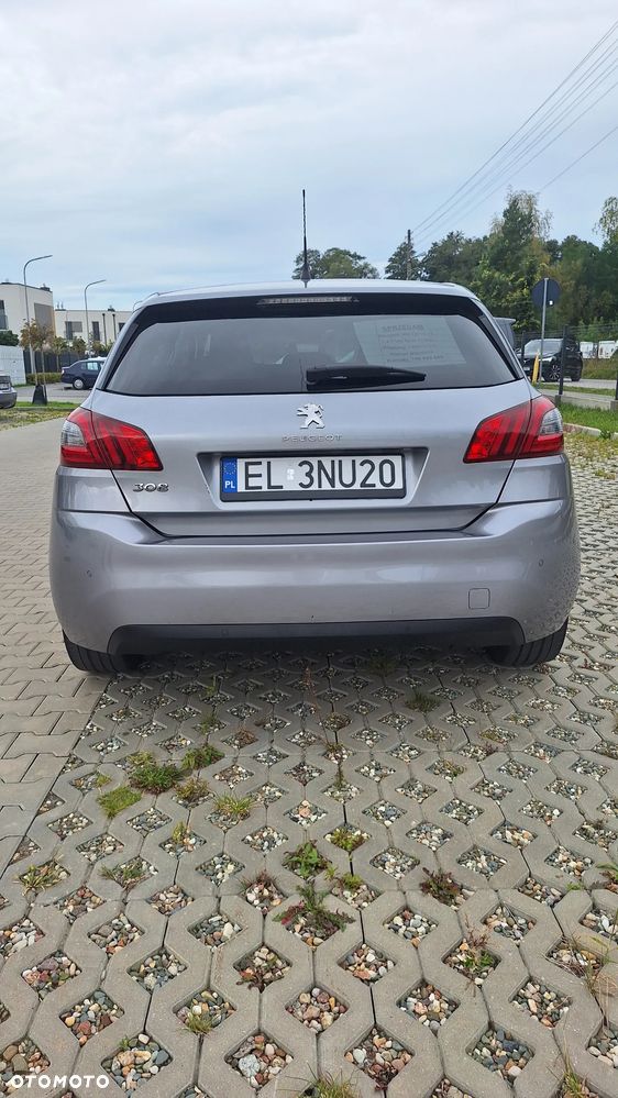 Peugeot 308 1.2 PureTech GPF Allure Pack S&S - 4