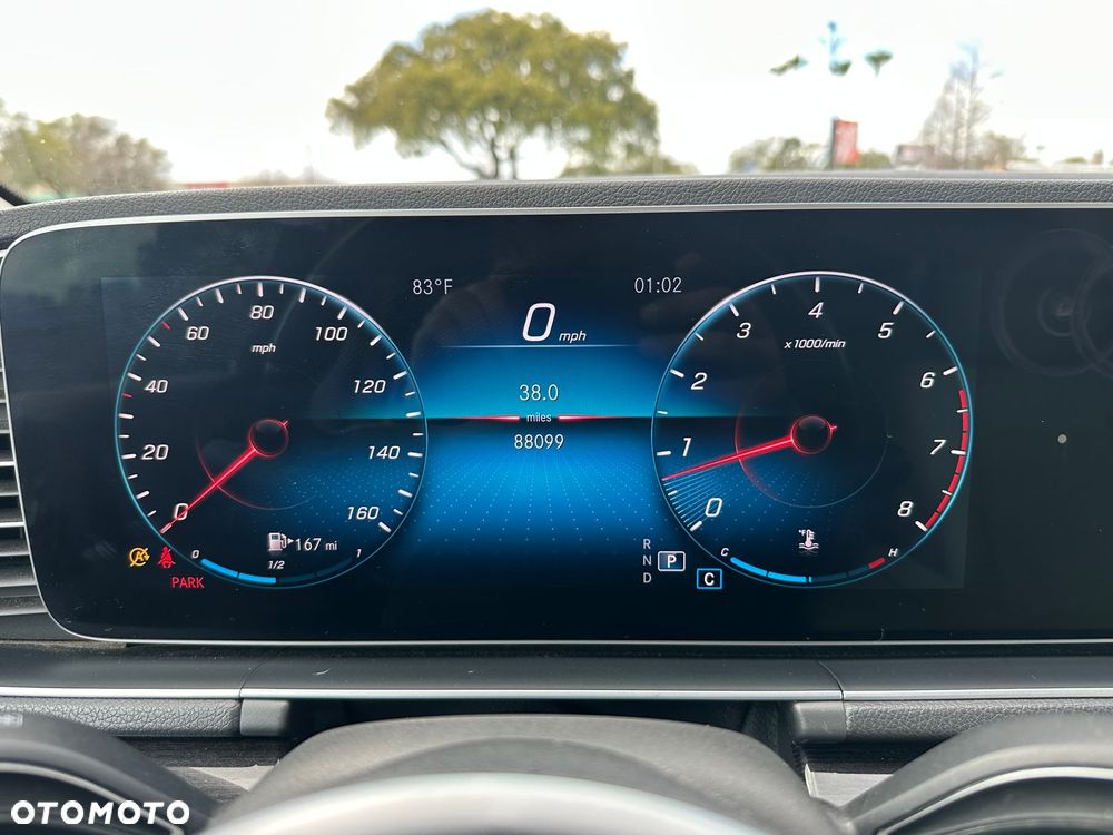 Mercedes-Benz GLE - 12