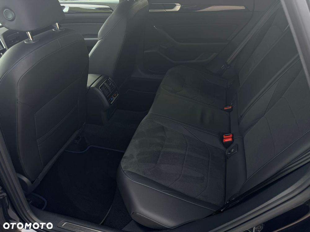 Volkswagen Arteon 2.0 TSI 4Motion R DSG - 6