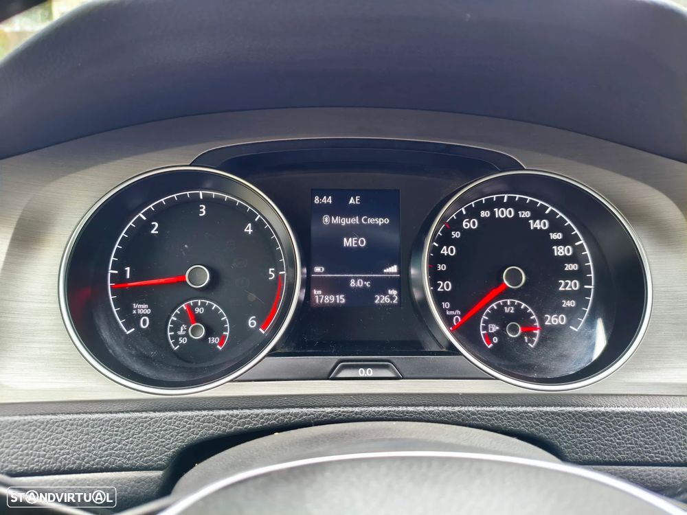 VW Golf 1.6 TDi BlueMotion Confortline - 11