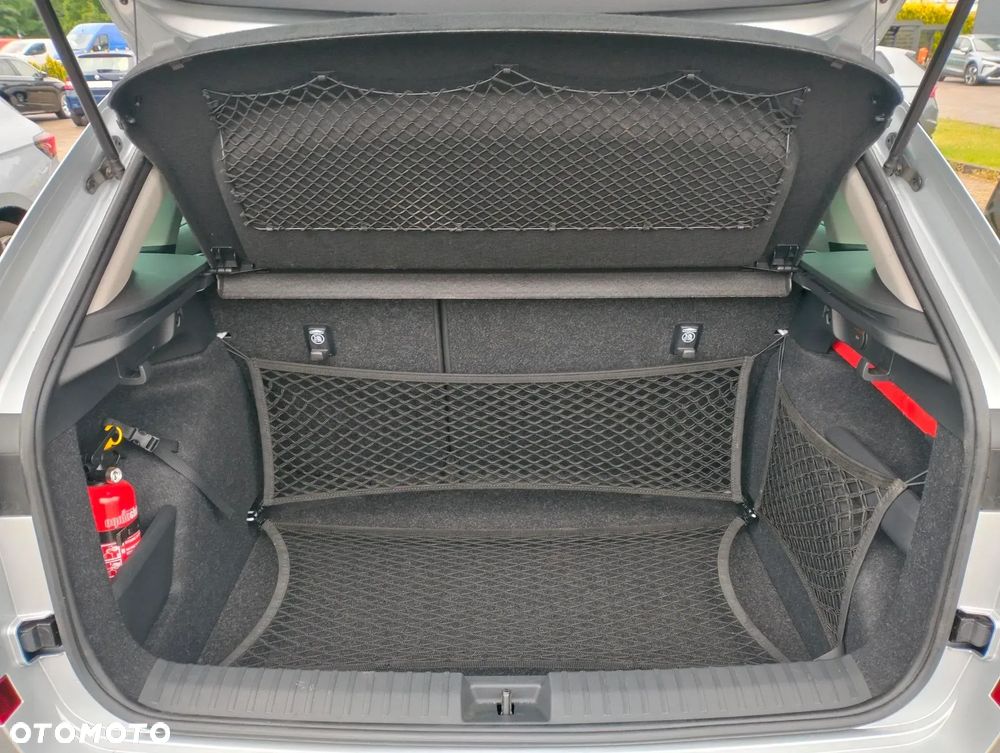 Skoda Kamiq 1.0 TSI Selection DSG - 23