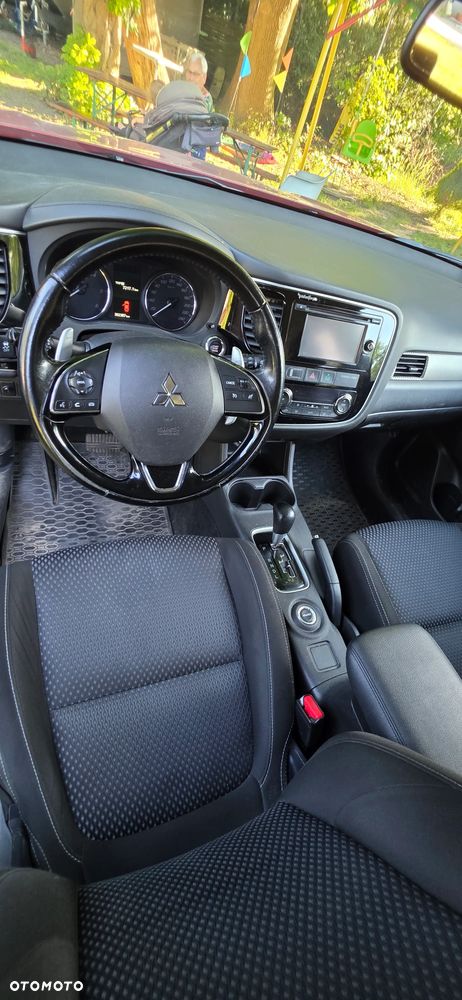 Mitsubishi Outlander 2.2 DI-D Intense + SDA 4WD - 5