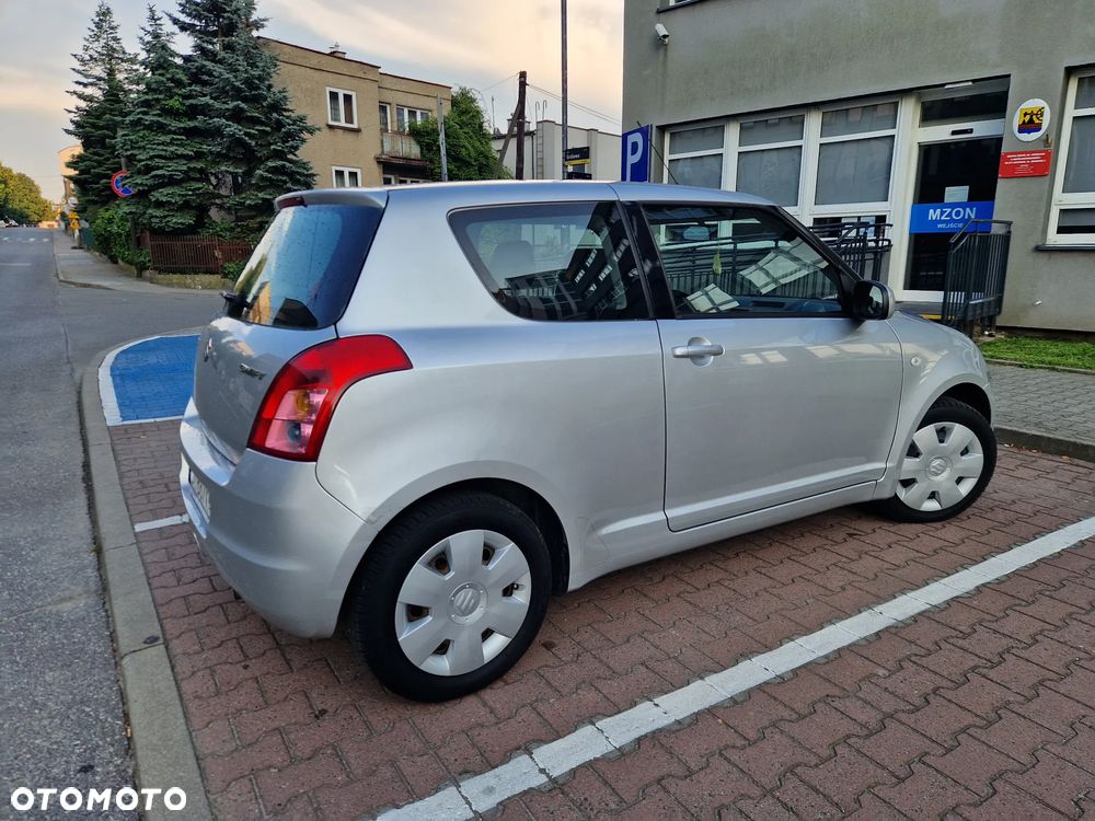 Suzuki Swift 1.3 GLX / Comfort - 6