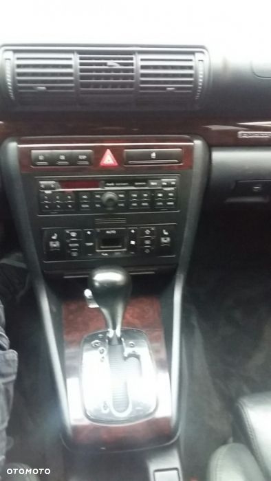 Na części Audi A4 Silnik Skrzynia Maska Zderzak Drzwi Klapa Szyba - 4