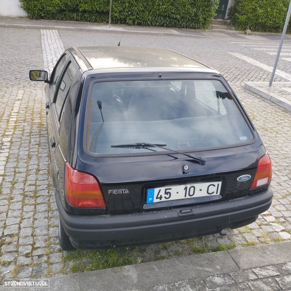 Ford Fiesta 1.1i Navy - 4