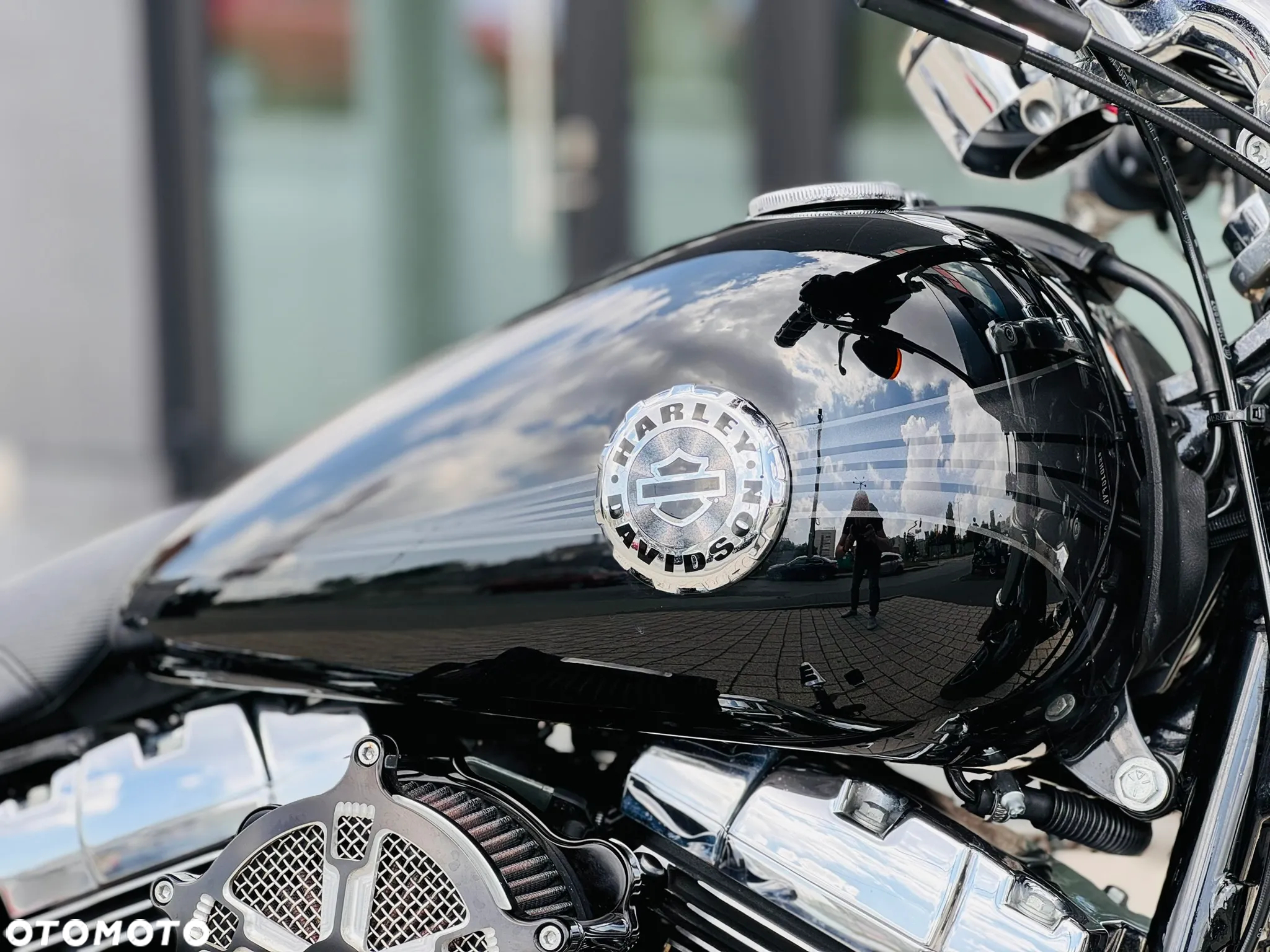 Harley-Davidson FXSB Breakout - 7