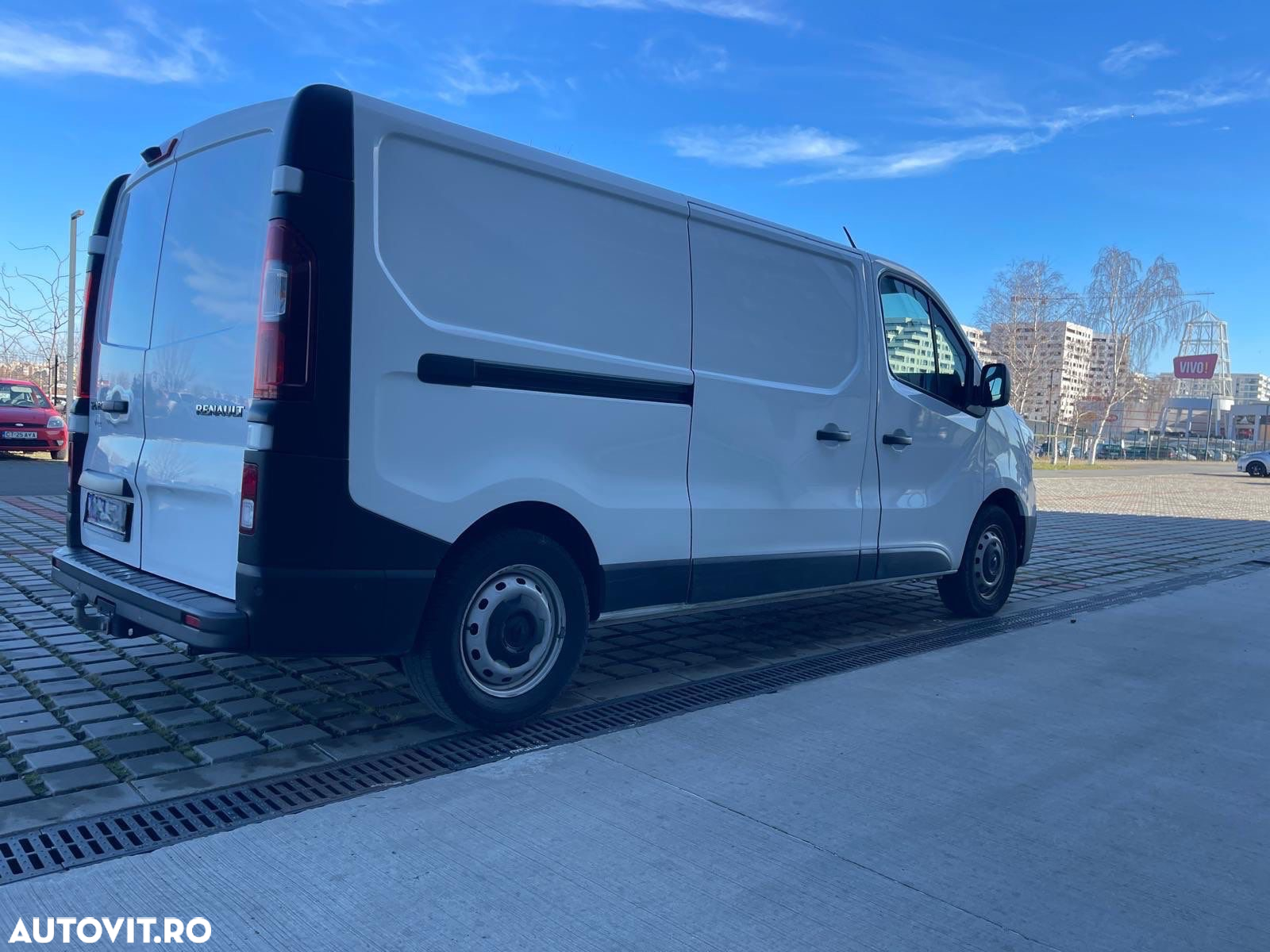 Renault Trafic - 9
