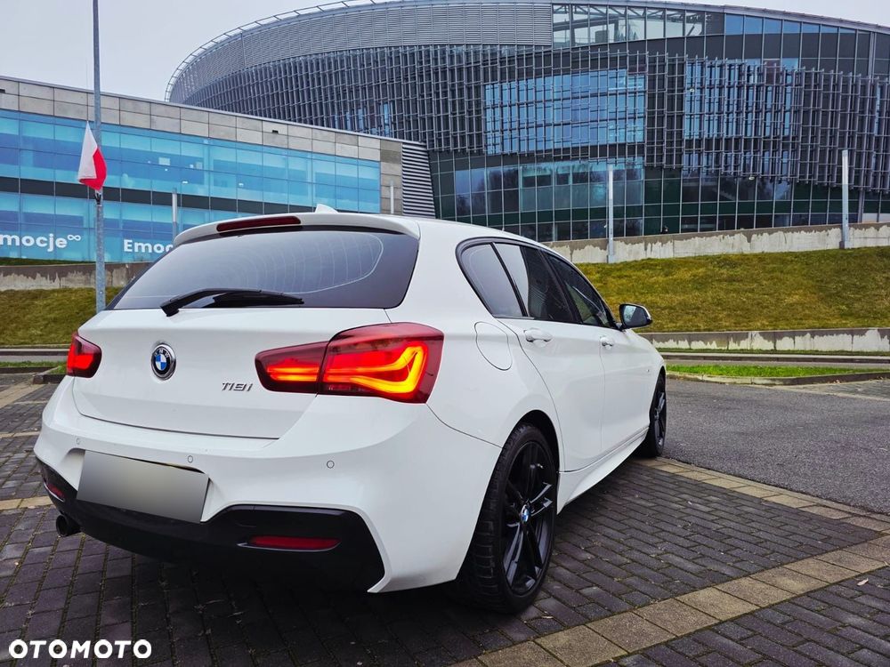 BMW Seria 1 118i - 4