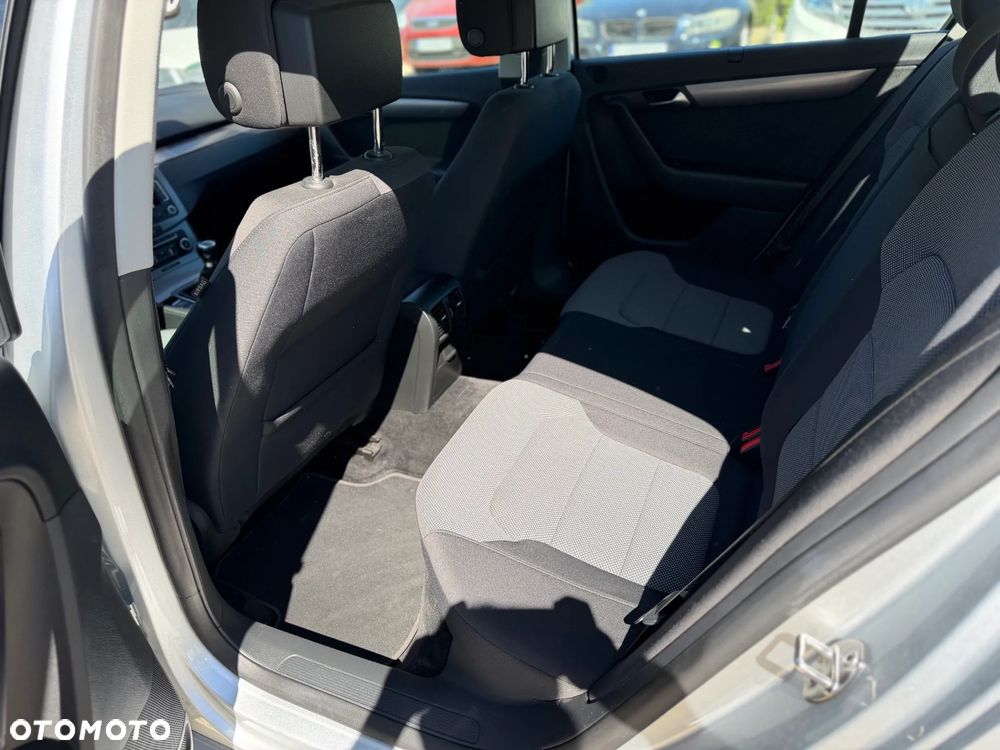 Volkswagen Passat 1.4 TSI BlueMotion Technology Highline - 10