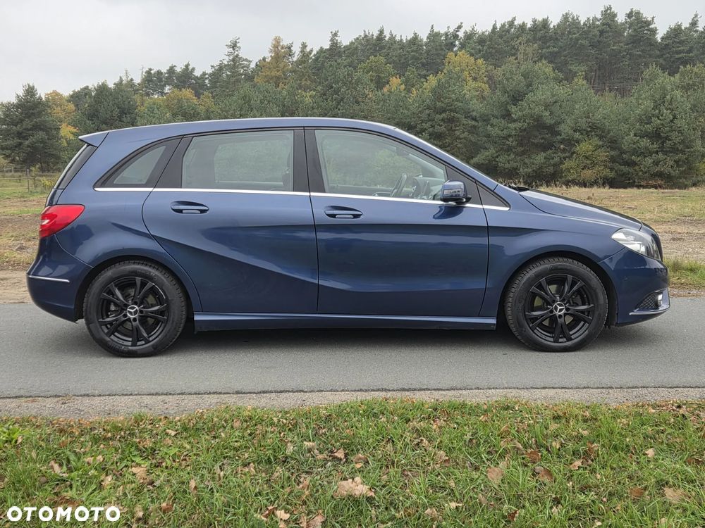 Mercedes-Benz B-Class 2012 photo 5
