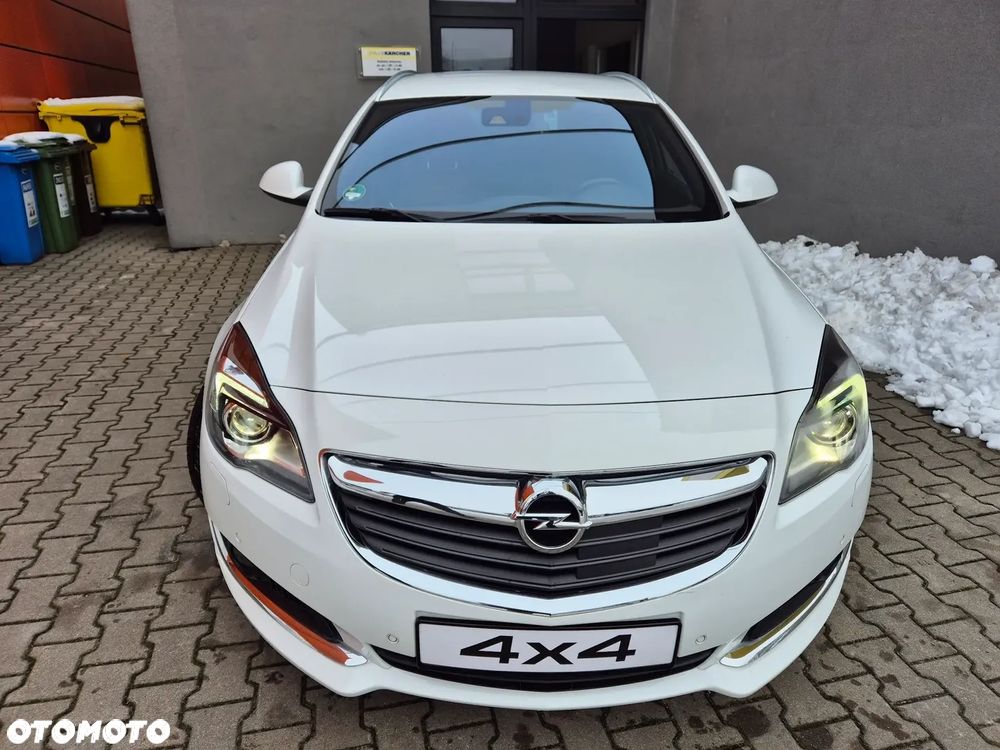 Opel Insignia 2.0 SIDI Turbo 4x4 Innovation - 3