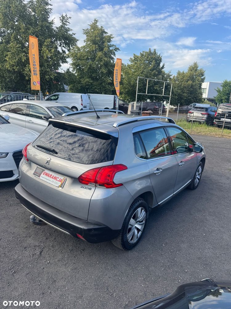 Peugeot 2008 - 4