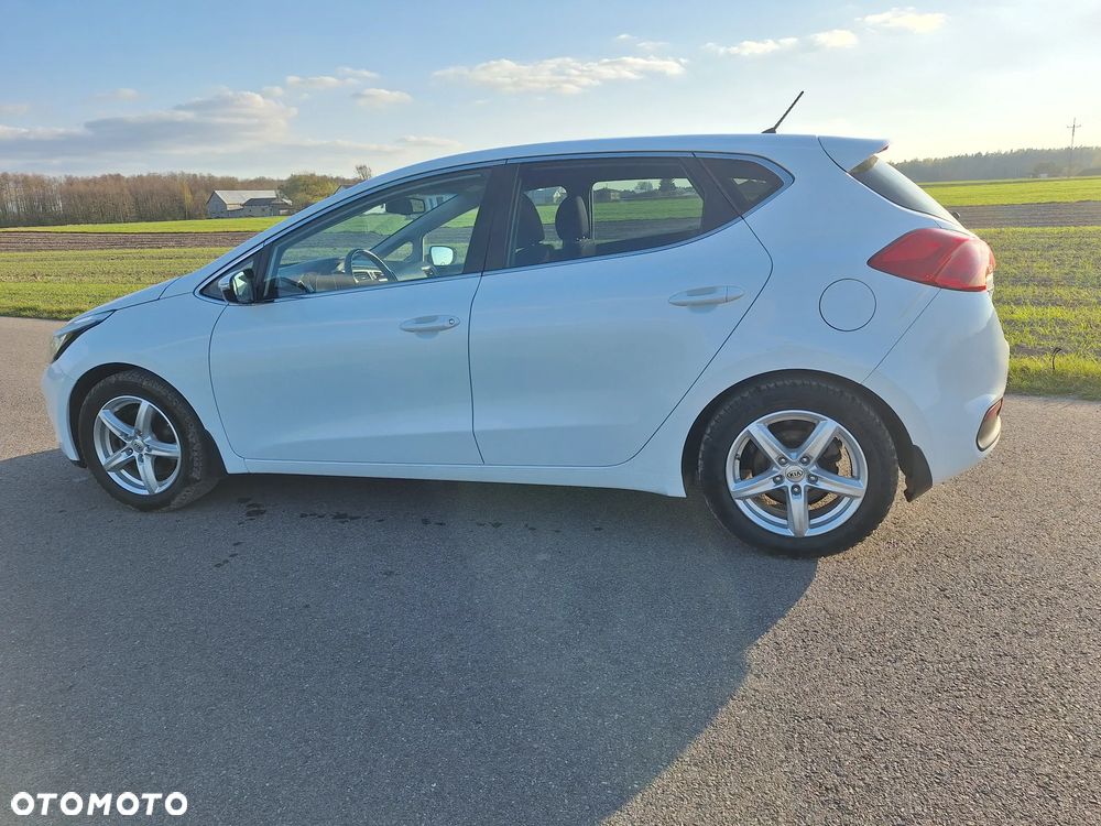 Kia Ceed 1.6 GDI DCT Platinum Edition - 13