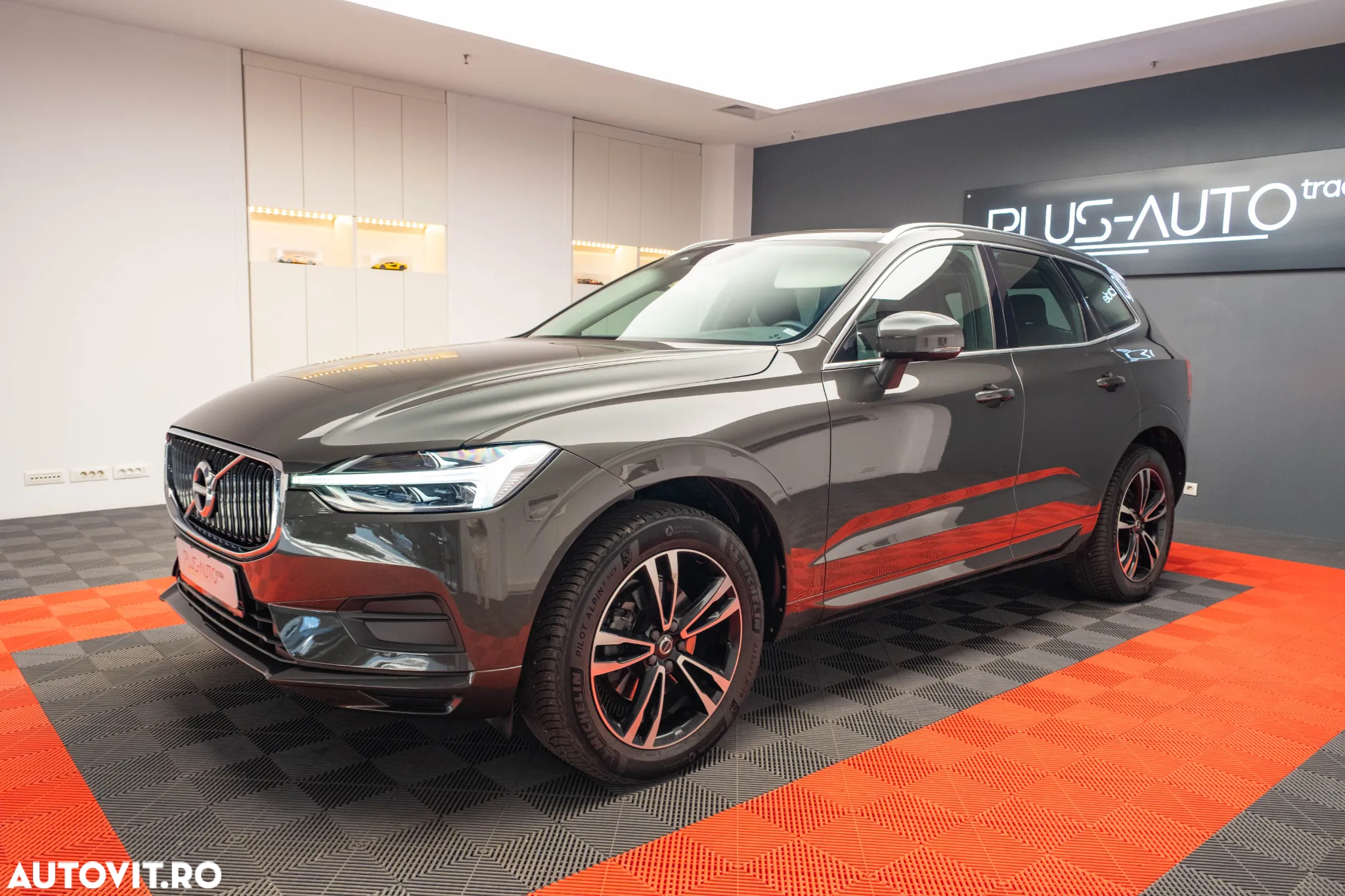 Volvo XC 60 D4 Momentum - 3