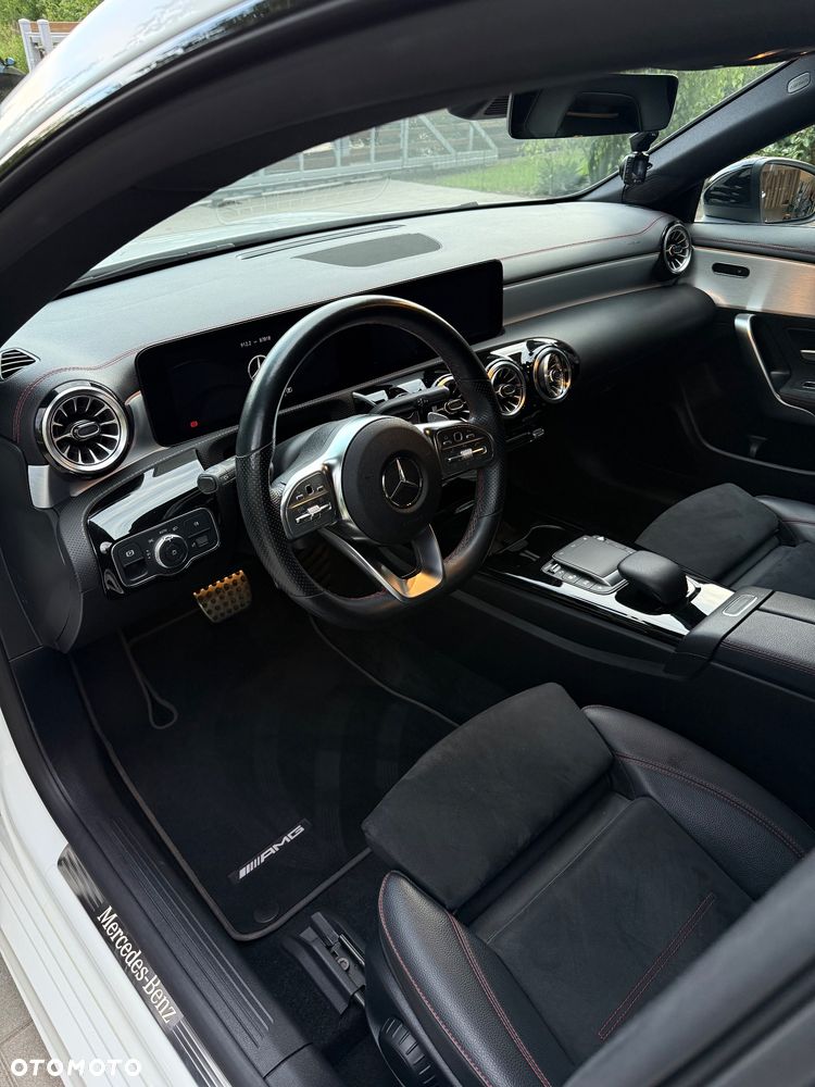 Mercedes-Benz CLA 200 AMG Line 7G-DCT - 6
