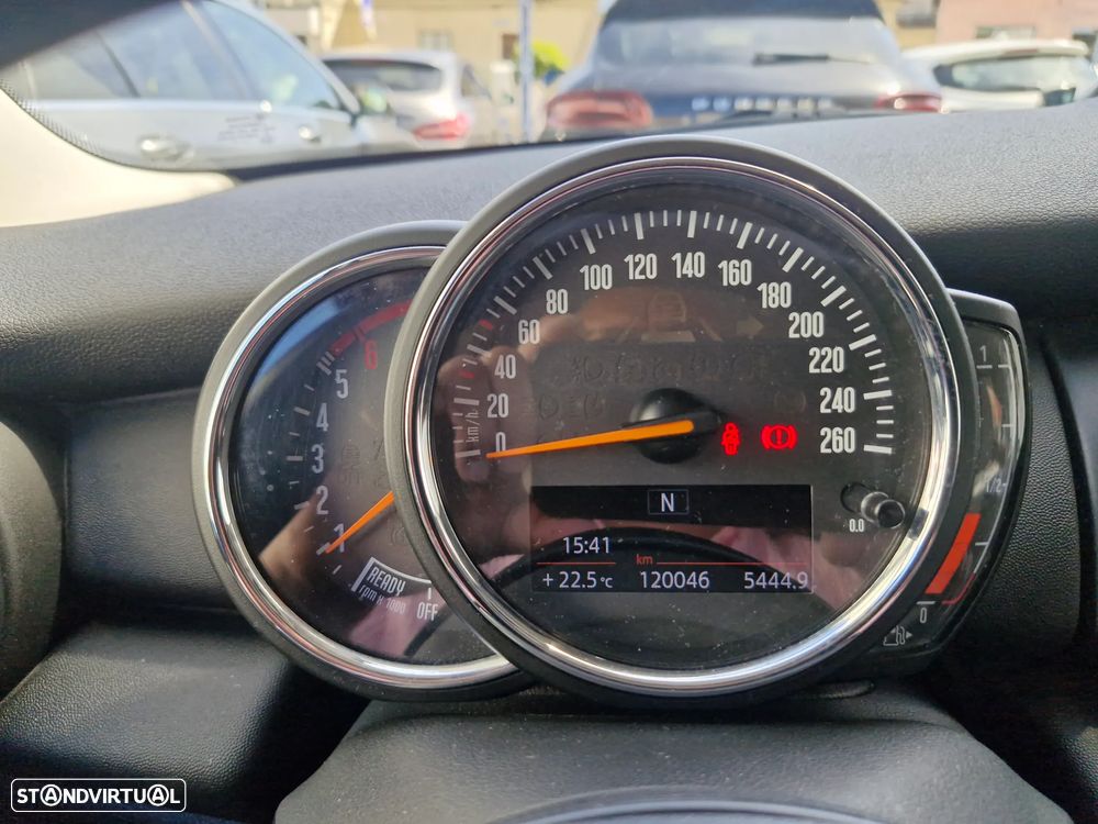 MINI 5 Portas Cooper D Seven - 9