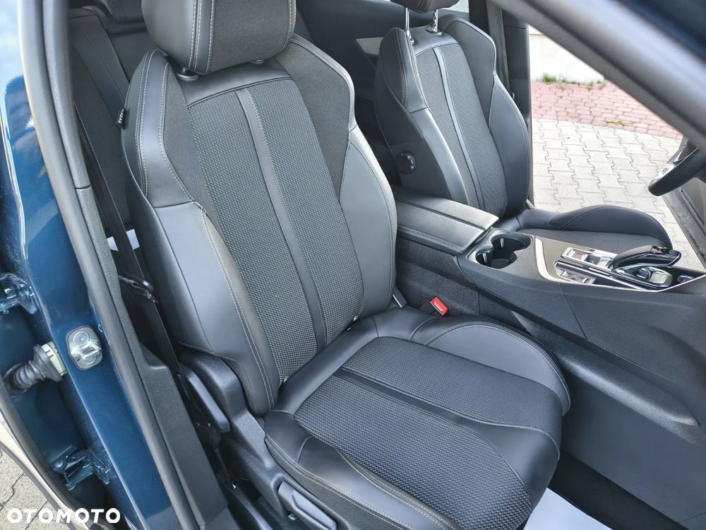 Peugeot 3008 1.6 PureTech Hybrid PHEV GT S&S EAT8 - 25