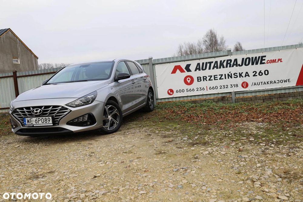 Hyundai i30 1.5 DPI Smart - 1