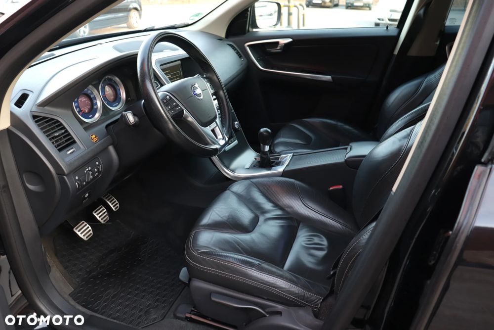 Volvo XC 60 D3 R-Design - 17