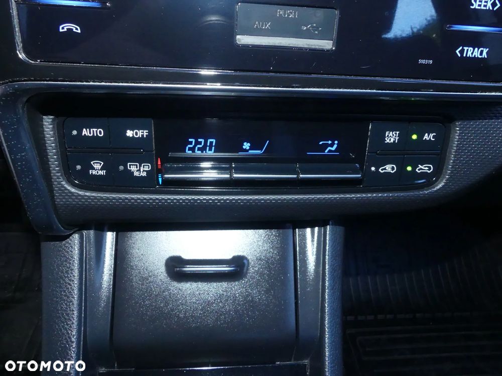 Toyota Auris 1.33 VVT-i Premium - 18