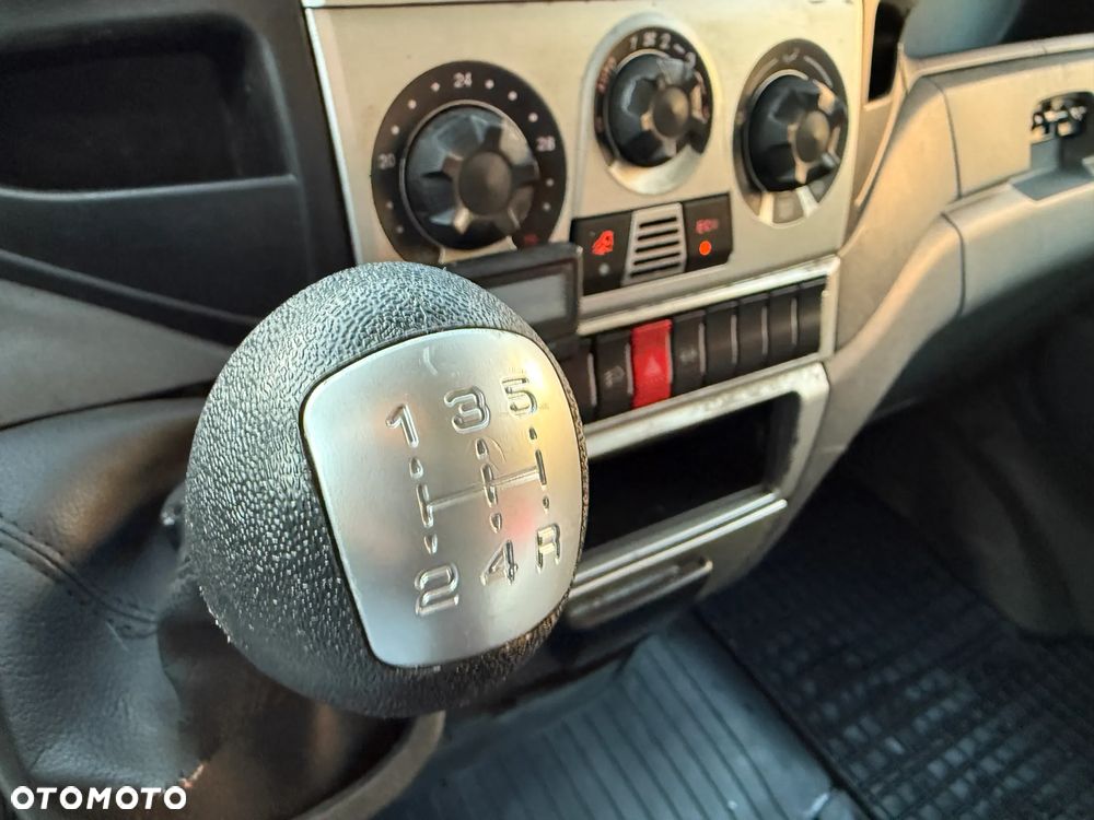 Iveco Daily 35C11 - 17