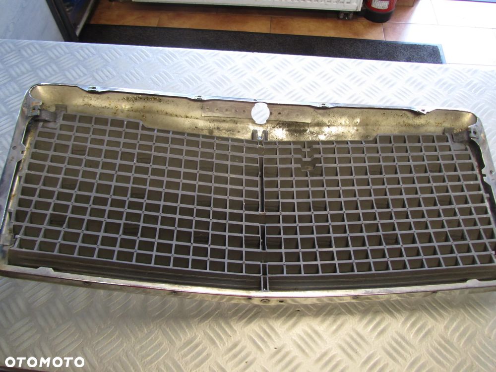 atrapa 1248800583 - 6