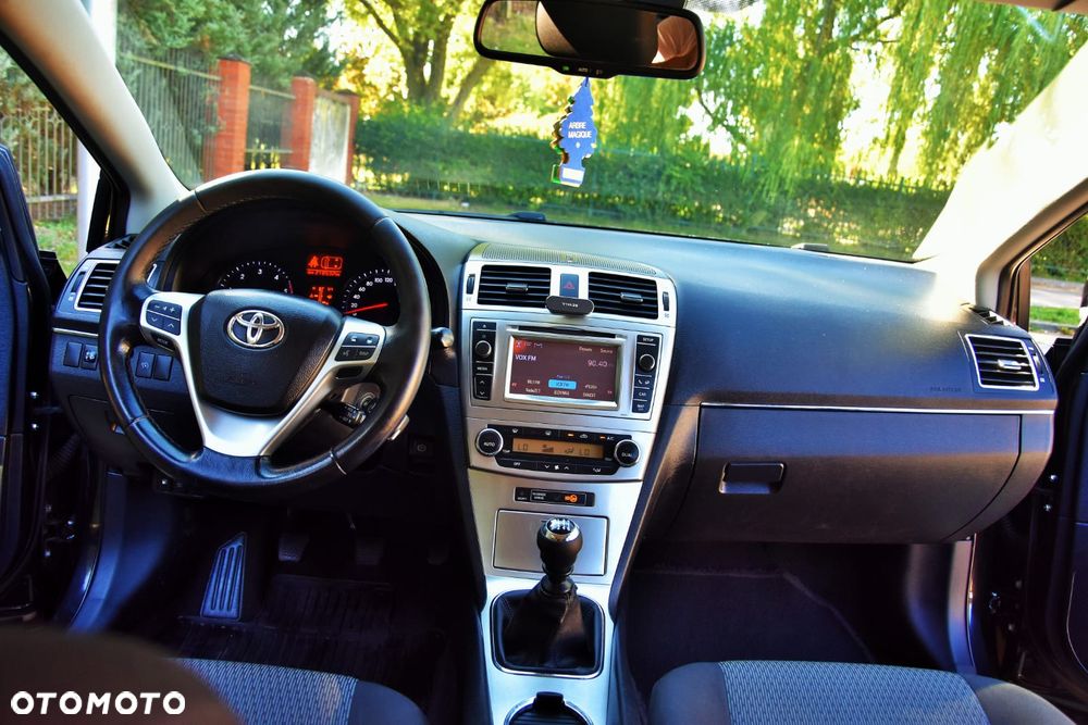 Toyota Avensis 2.0 D-4D Executive - 15