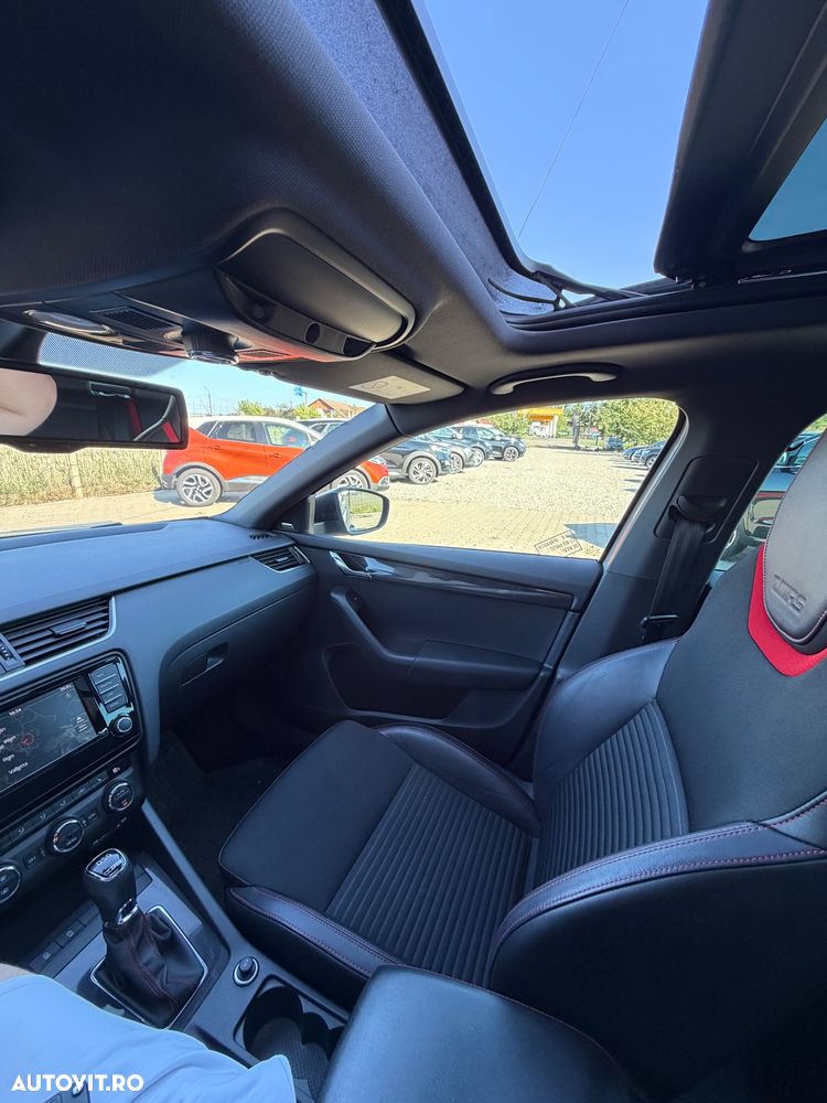 Skoda Octavia 2.0 TDI (Green tec) DSG RS - 17