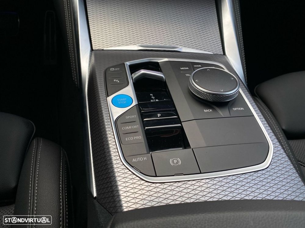 BMW i4 eDrive40 Pack Desportivo M Pro - 12