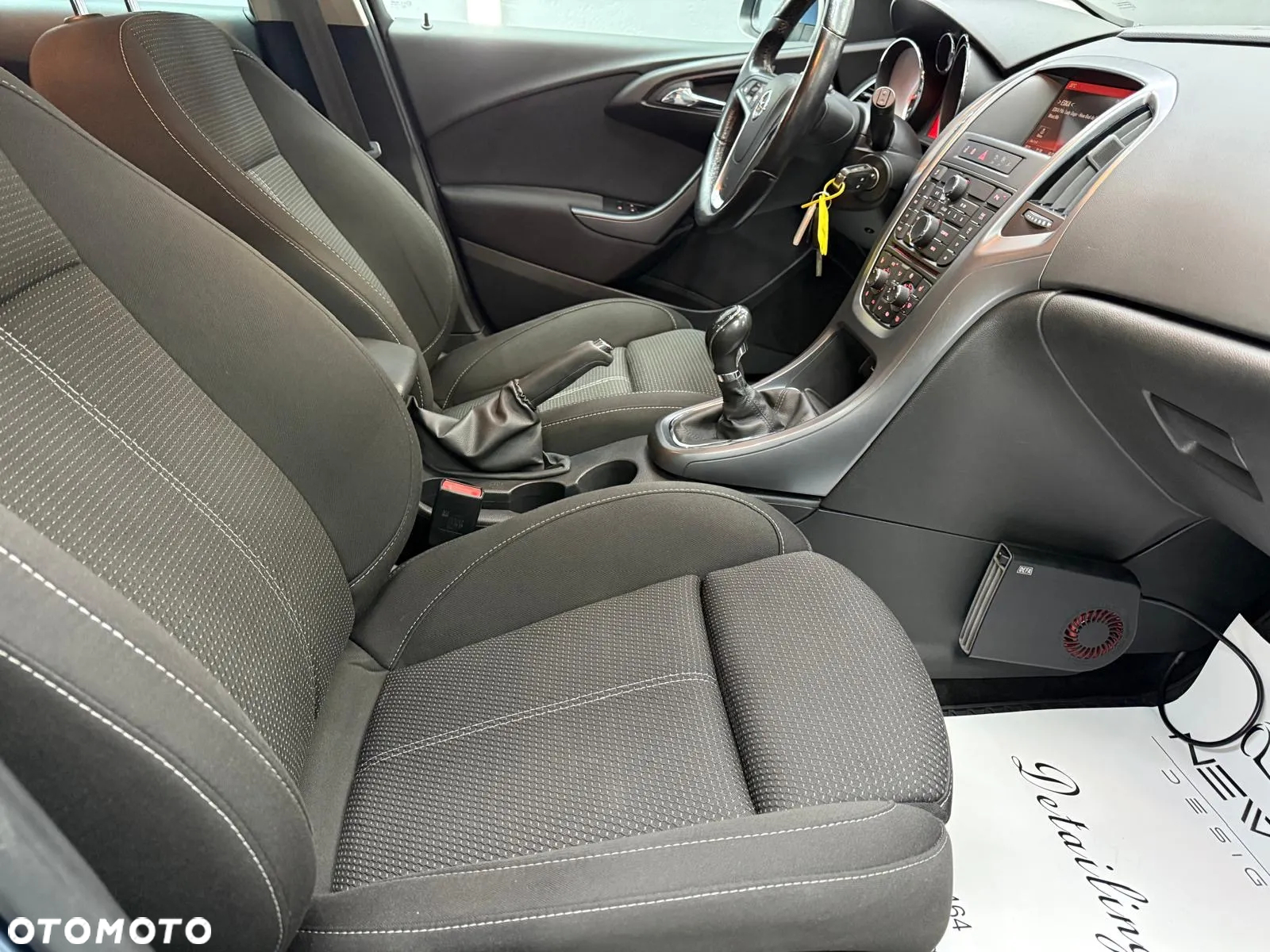 Opel Astra 1.4 Turbo Sports Tourer - 28