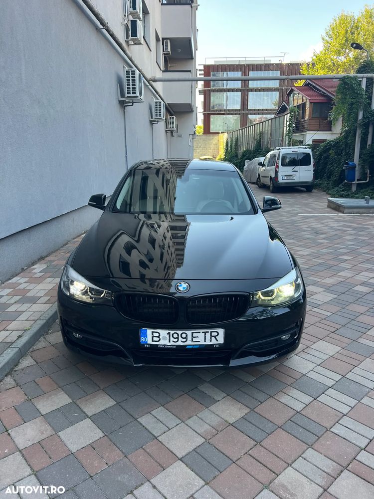 BMW Seria 3 320d xDrive AT - 13
