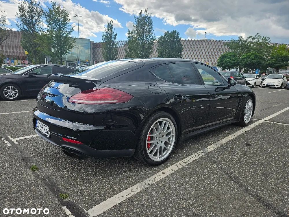 Porsche Panamera GTS - 3