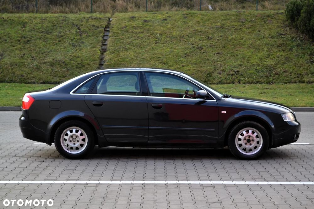 Audi A4 Limousine - 29