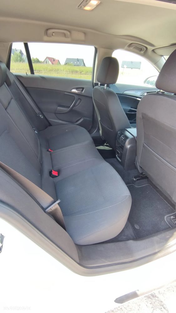 Opel Insignia - 20