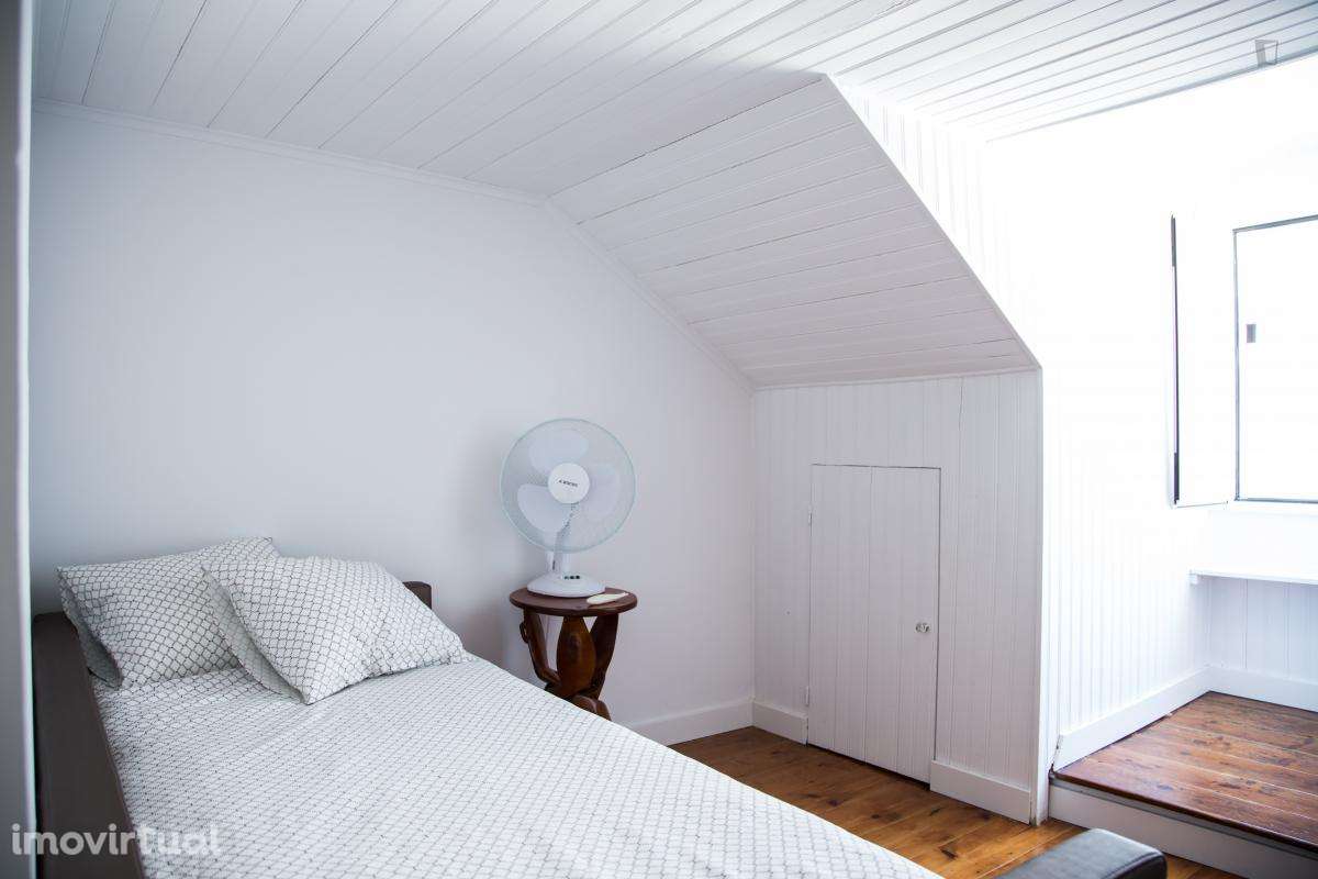 Apartamento com 2 quartos - localizado em São Bento Lisbon - Grande imagem: 2/22