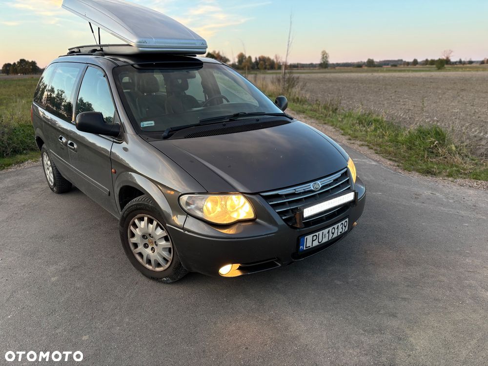Chrysler Voyager 2.8 LX CRD - 7