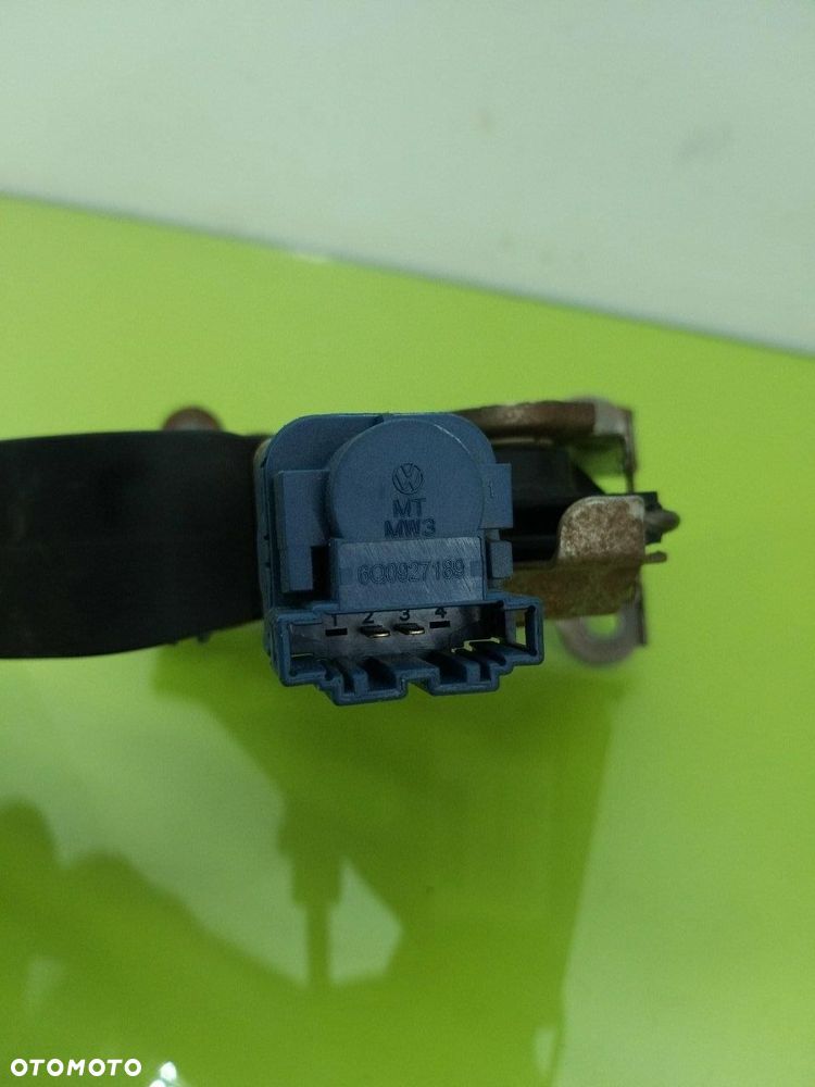 PEDAŁ SPRZĘGŁA SKODA CITIGO SEAT MII VW UP 1S1721059G 6Q0927189 - 6
