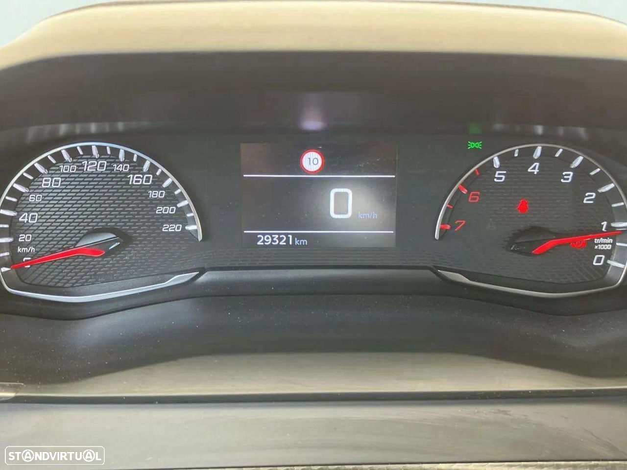 Peugeot 208 1.2 PureTech Active Pack - 10