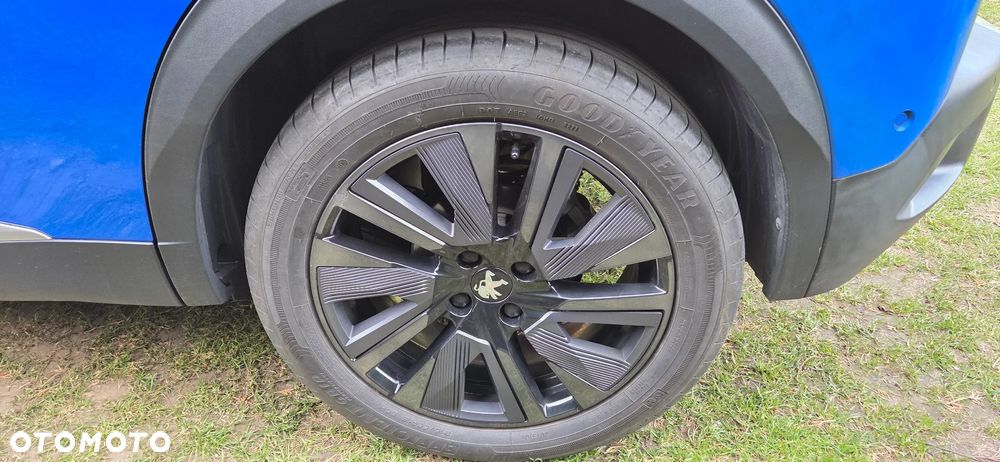 Peugeot 2008 PureTech 130 EAT8 GT - 9