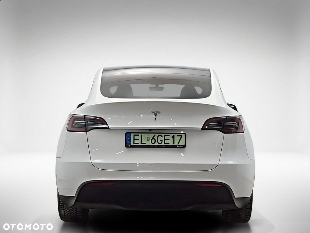 Tesla Y Long Range RWD - 4
