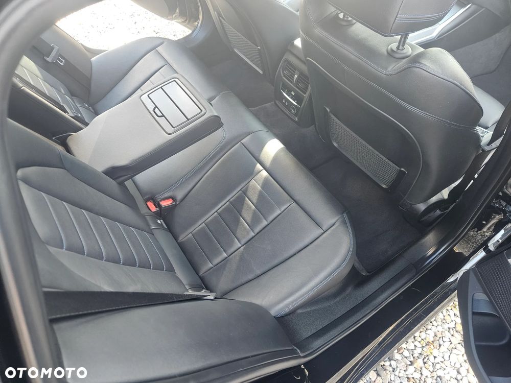 BMW Seria 3 320d M Sport Shadow - 27