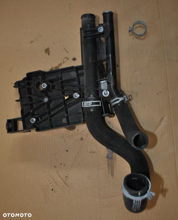 Podstawa Intercoolera A45 AMG W176 - 2