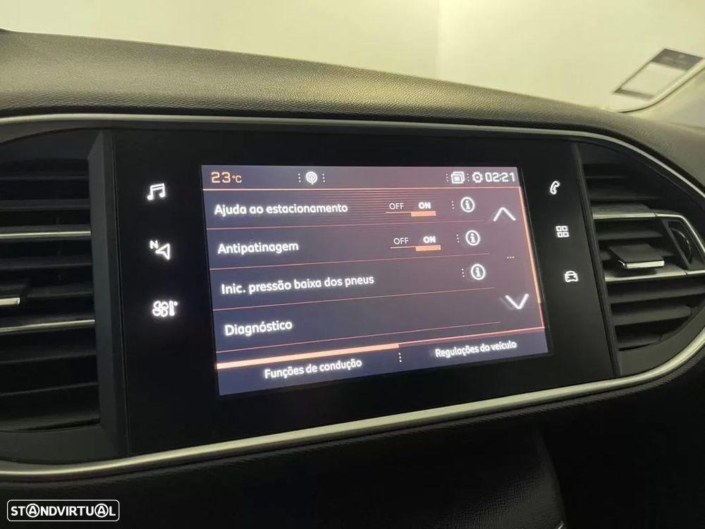 Peugeot 308 1.2 PureTech Style - 22