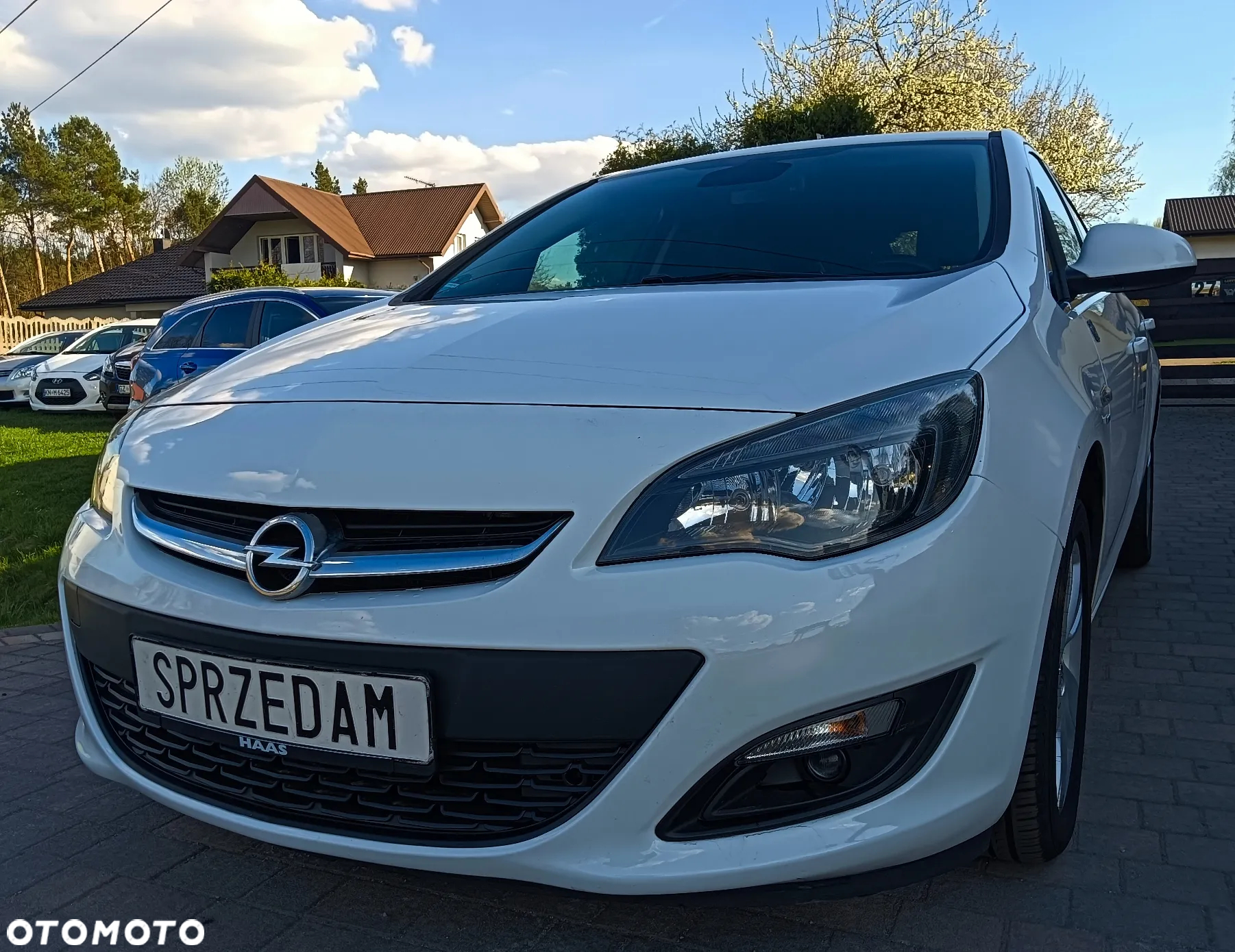 Opel Astra 1.4 Turbo Design Edition - 2
