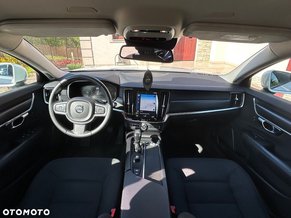 Volvo V90 D3 Momentum Pro - 15