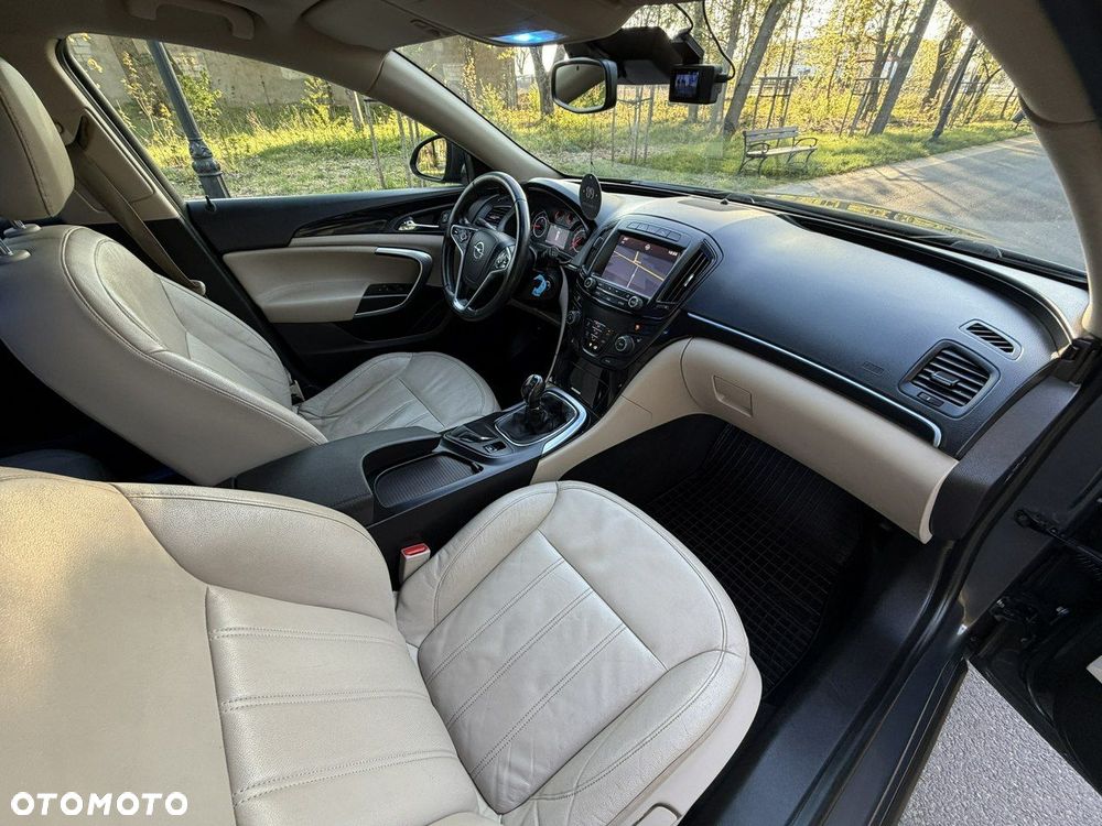 Opel Insignia - 33