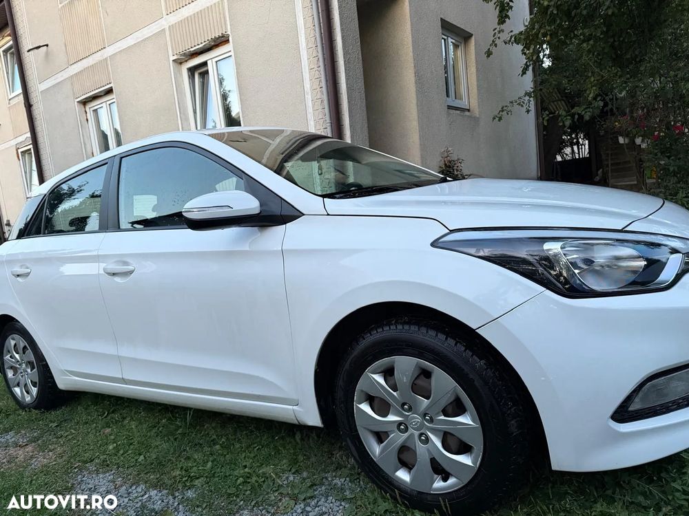 Hyundai i20 1.25 84CP M/T Comfort - 3