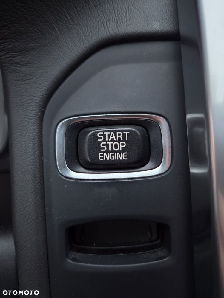 Volvo XC 60 D4 Geartronic Summum - 29