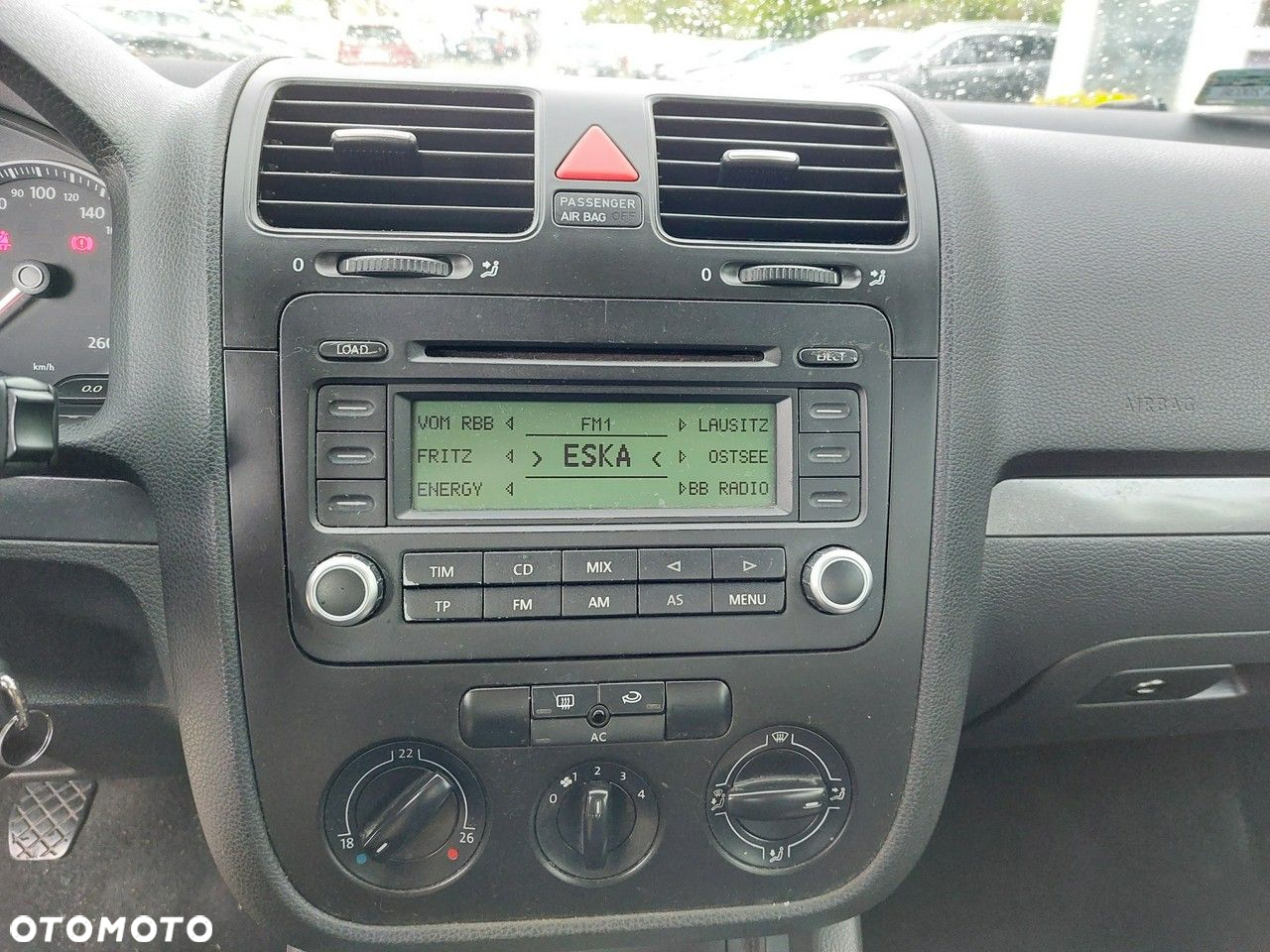 Volkswagen Golf - 18