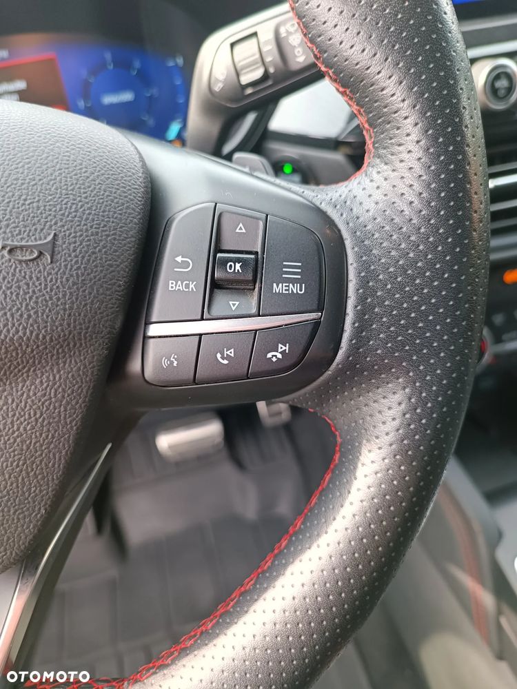 Ford Kuga 2.0 EcoBlue 4x4 ST-LINE - 19